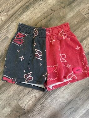 Nike Women's Red and Black Athletic Shorts with paisley and sparkle print